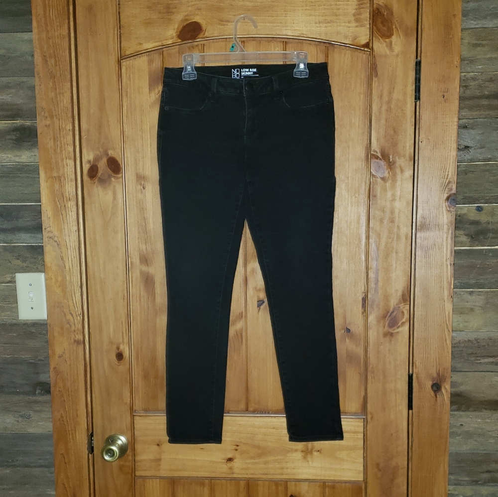 No Boundaries Skinny Jeans